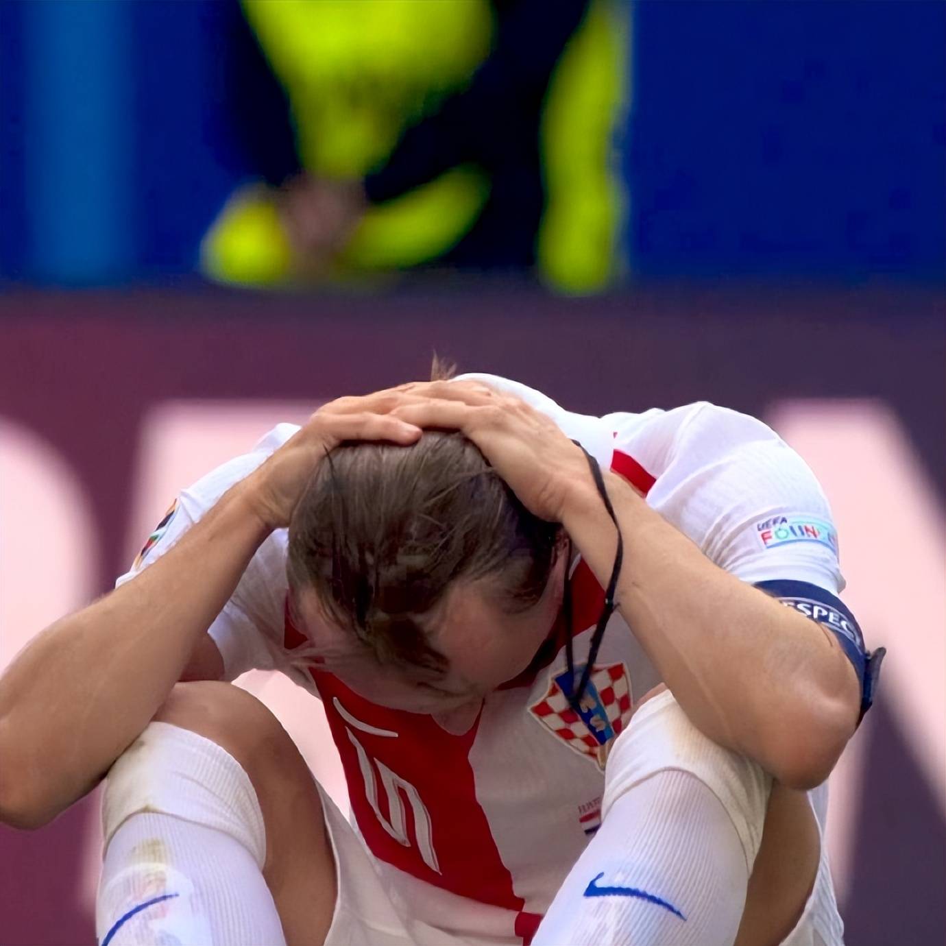 德国队备战下一场比赛，努力争取胜利晋级的简单介绍