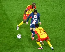 关于共赴重重难关：巴黎圣日耳曼客战蒙彼利埃拼战冠军的信息