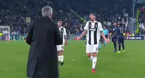 尤文图斯连续两轮未能取胜，博努奇称赞队友表现的简单介绍